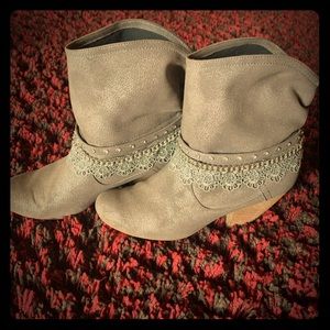Not Rated Women’s booties